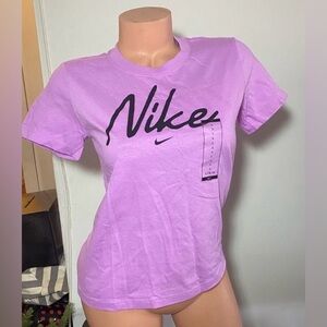 NWT 🎉Nike Kids Purple Short Sleeve T-Shirt Size L